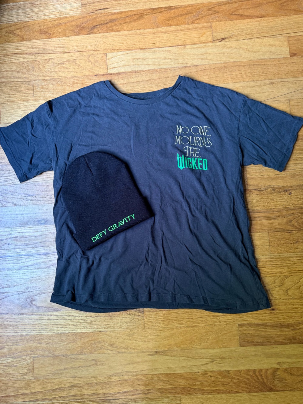 Broadway Wicked Short-Sleeve Tee and hat